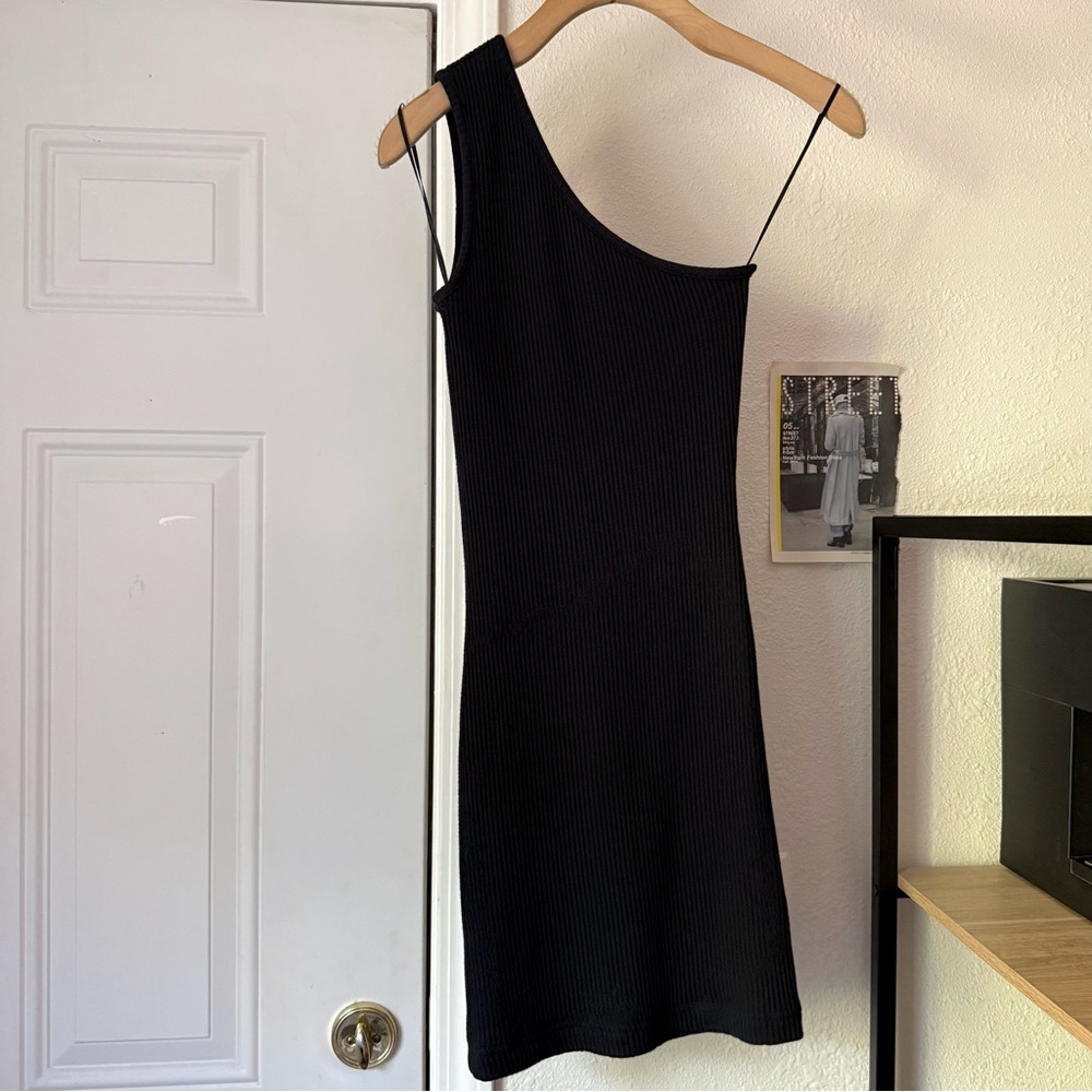 DANDY DEL MAR black cotton waffle thermal one shoulder‎ asymmetrical mini dress